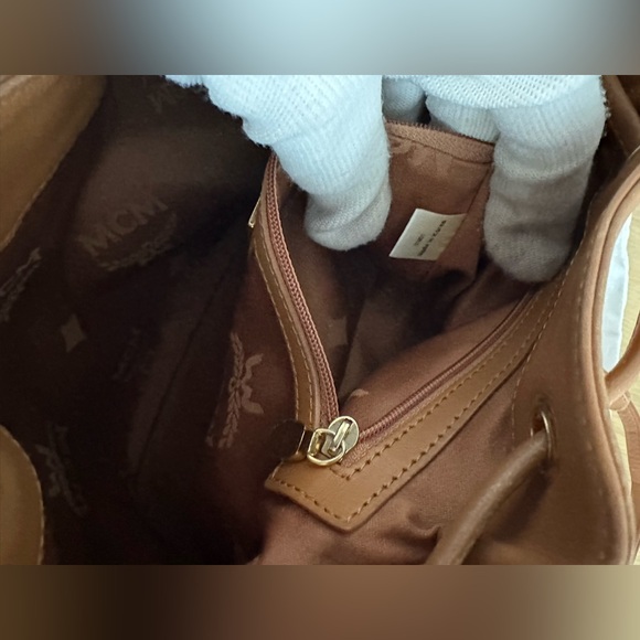 MCM cognac bucket bag with dustbag - Picture 12 of 15